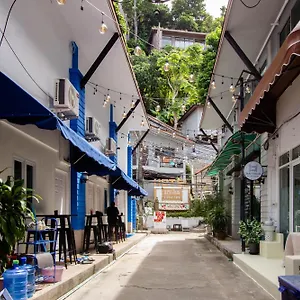 beds-friend-phi-phi-hostel.hotelskophiphi.com/